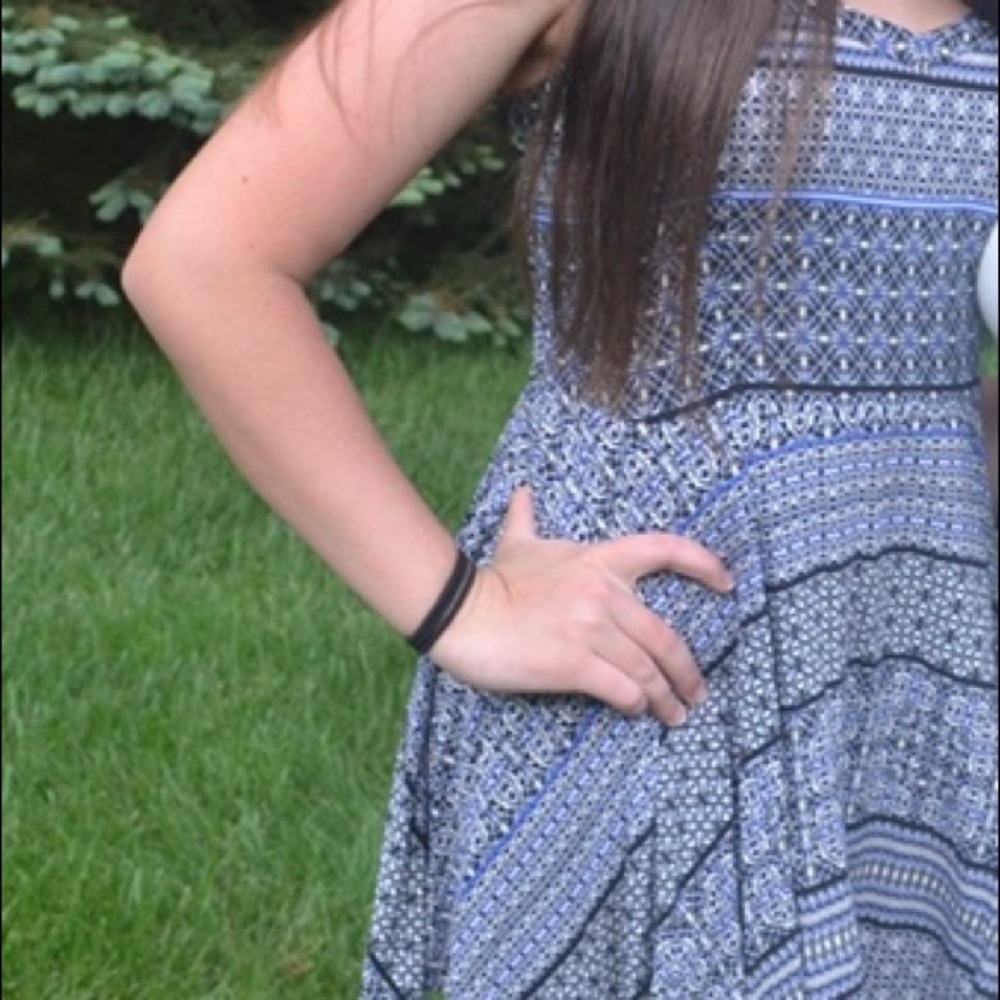 Pattern dress - Picture 2 of 2